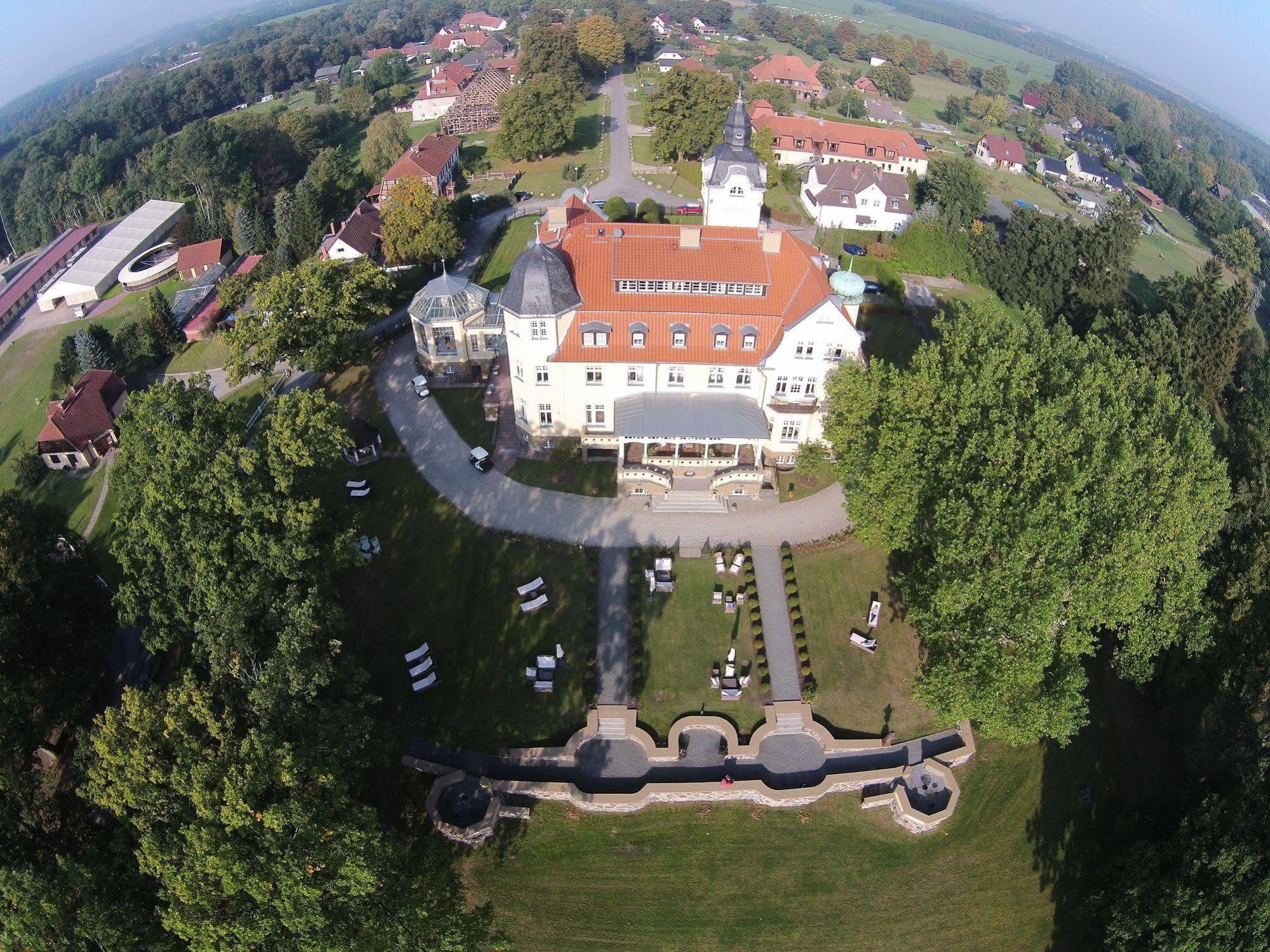 Residenz Hotel Wendorf Wendorf (Kuhlen-Wendorf) Exterior foto
